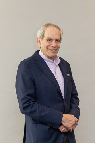 061126_LBI_HEADSHOTS-8480