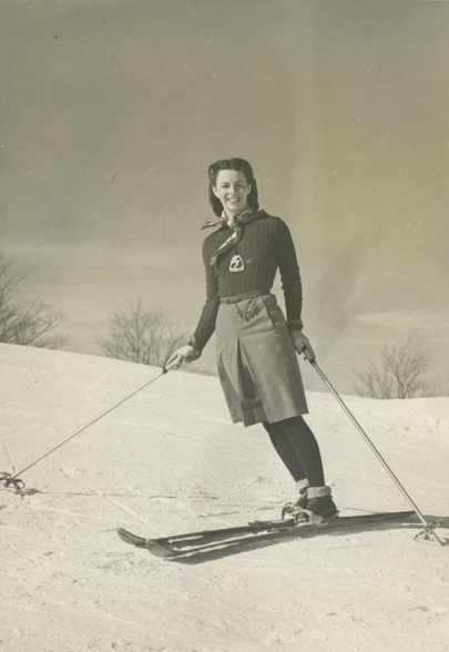 Ruth Rogers-Altmann Skiing
