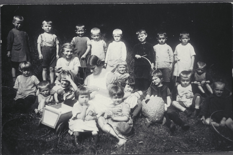 A kindergarten at a nursery school and children's hom for workers of the Weiss woolnes factory in Sagen, Silesia