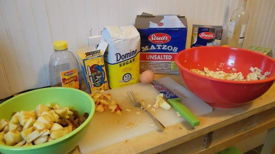 Matzo Kugel "für feinern Tisch”, step 1