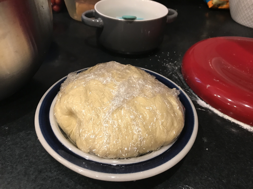 Chilling the Butterplaetzchen dough
