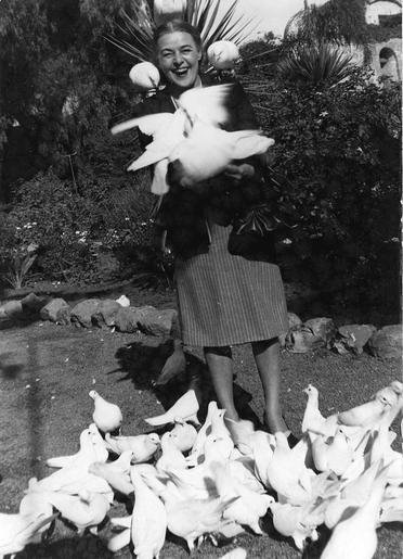 Kitty Neumann with doves