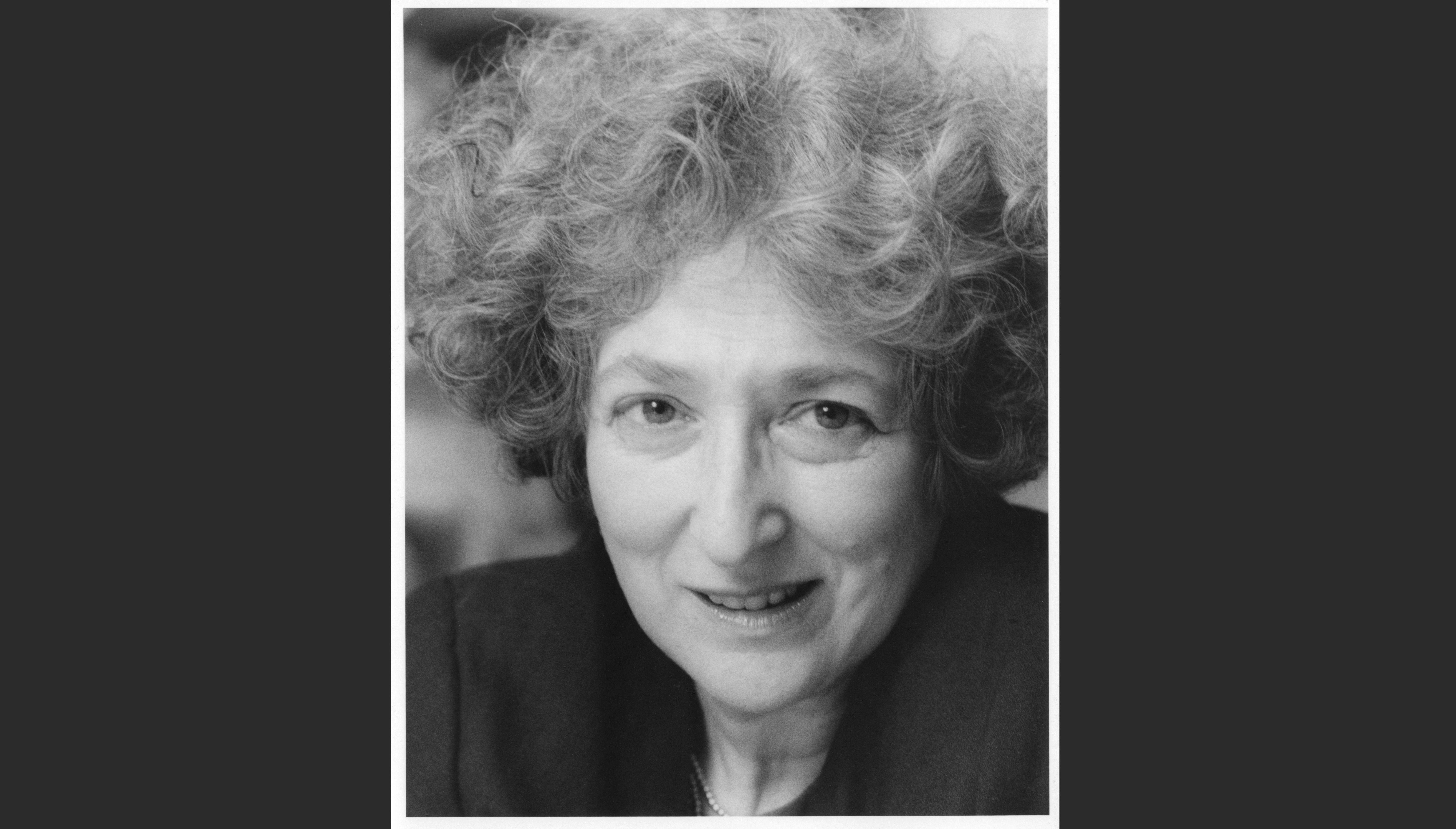 Segal_Lore_AD_1993_03