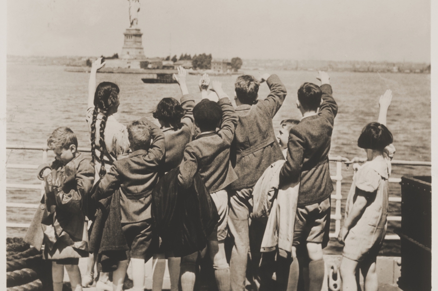 Washington Heights, Refugee Children