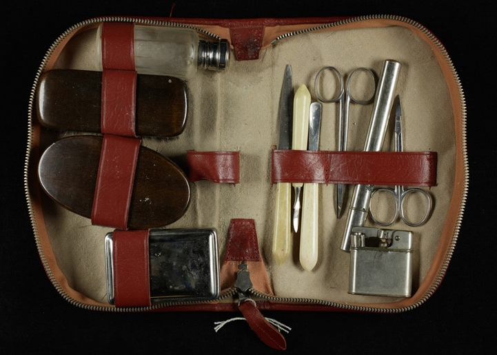 Travel toiletry kit 2021.07