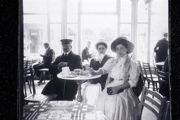 The Tuchmann family enjoying "Kaffee und Kuchen" in a café.