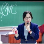 YANG Meng teaching in China