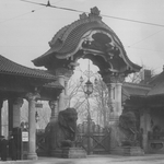 elephant-gate-berlin-zoo-1938