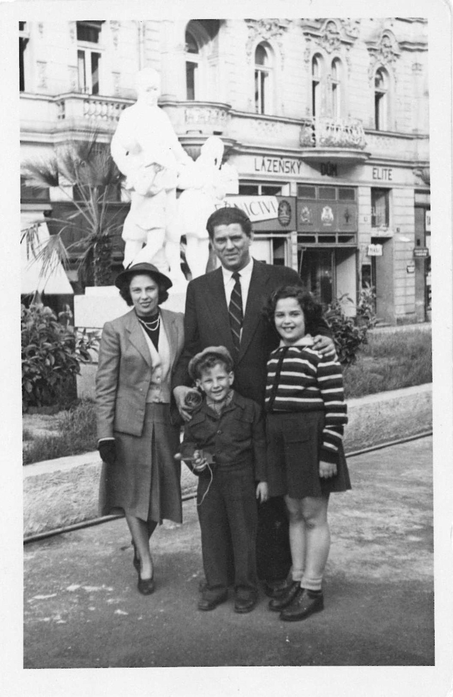 Zalman and his family in Prague, about 1931