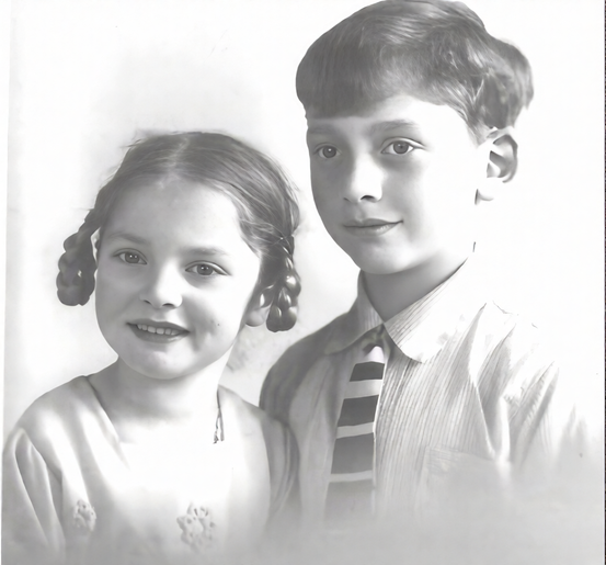 Udo and his sister Ulla in 1933