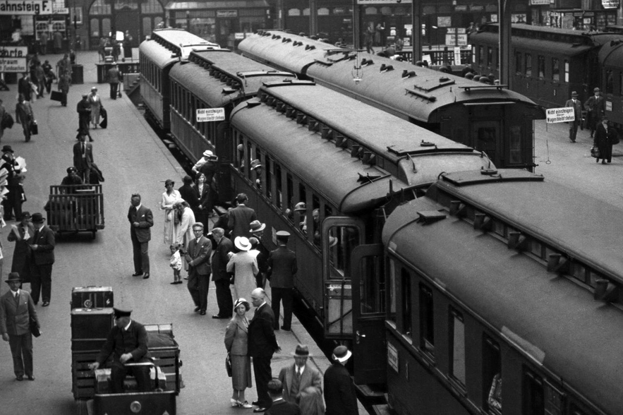The Stettin Train Station in Berlin, 1938